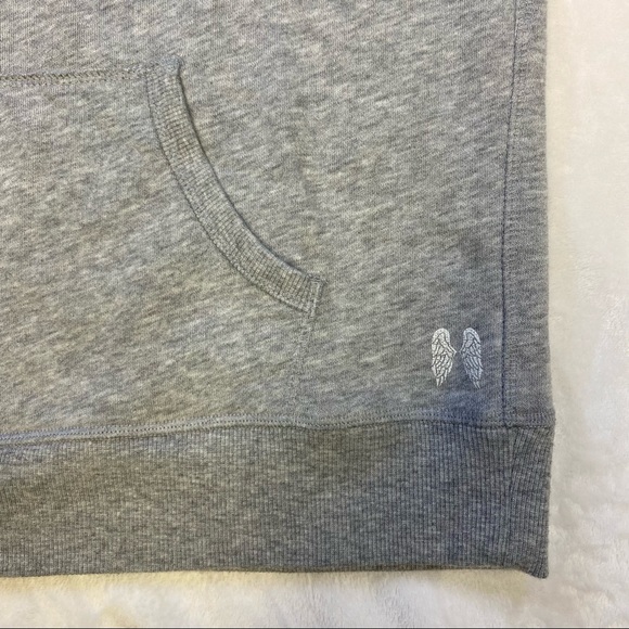 Victoria’s Secret Angels Gray Quarter Zip Pullover Sweatshirt - Picture 4 of 9